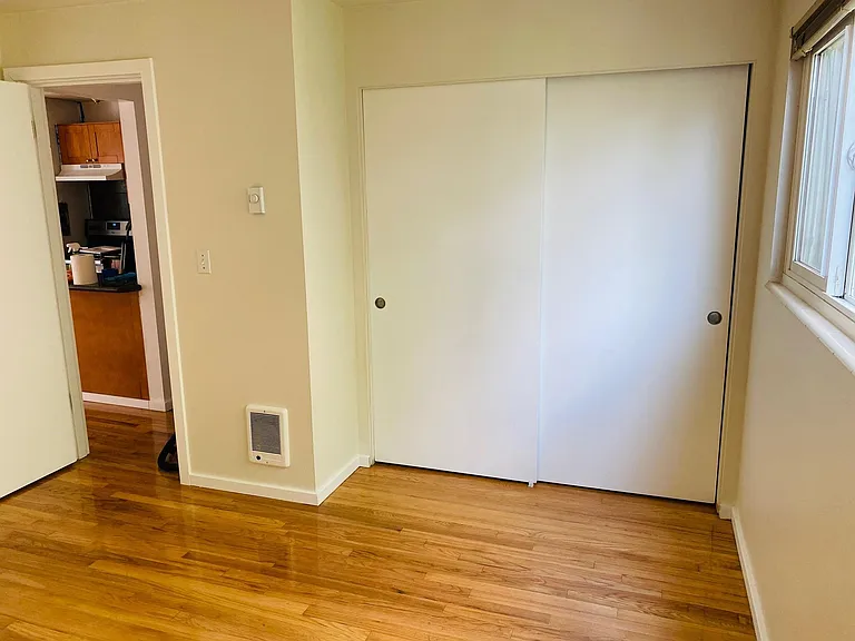 1226 Taylor Ave N #3 — Photo 6