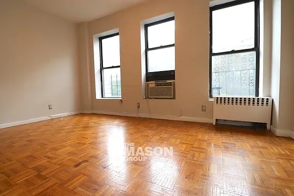 Rented by Mason Group LLC | media 11