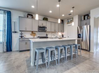 27217 Salt St, San Antonio, TX 78260