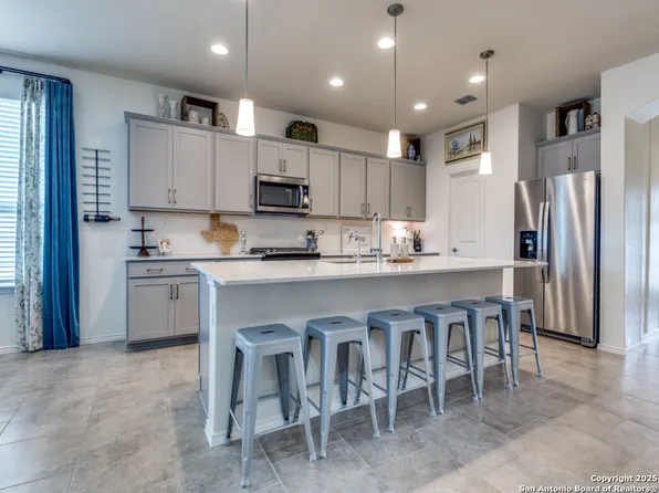 27217 Salt, San Antonio, TX 78260
