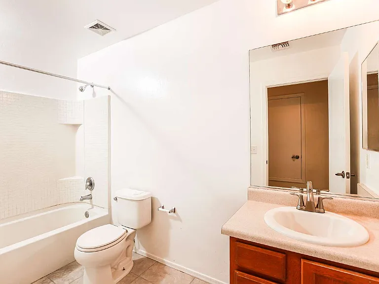5082 E Kittentails Dr — Photo 10