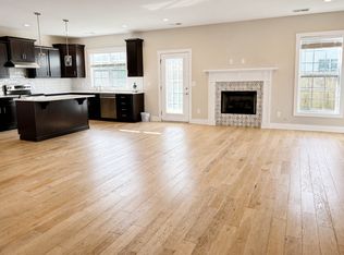 1061 Sawgrass Cv, Lexington, KY 40509