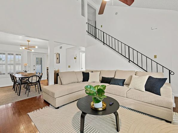 816 Schooner Dr