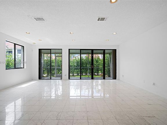3rd image of 21378 Marina Cove Cir APT 11-B