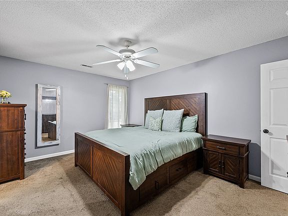 3rd image of 465 Boiter Rd