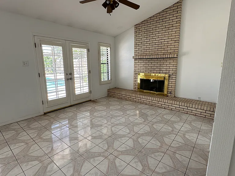 Den/Living Area