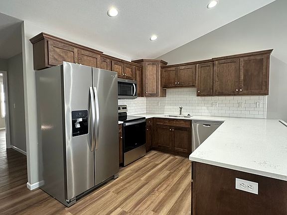 5th image of 1502 Saint Marias St #D