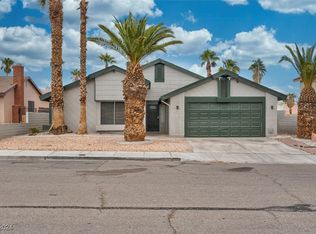 7230 Mountain Moss Dr, Las Vegas, NV 89147
