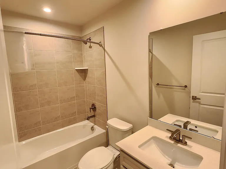 Iron Oak Pl — Photo 6