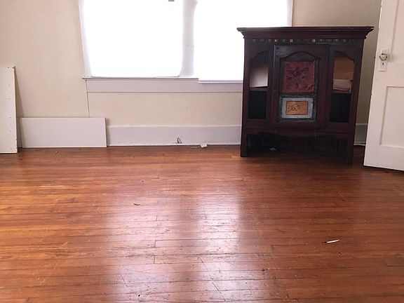 5th image of 213 217 Vine 304 308 Market St