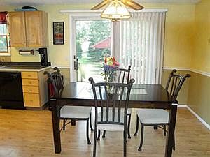 4th image of 34 Foxcroft Dr