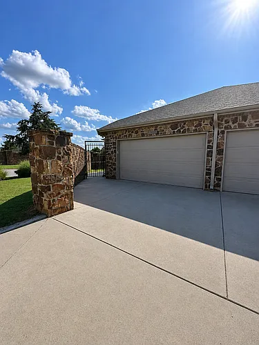 10000 Shadowview Dr #A Photo 1