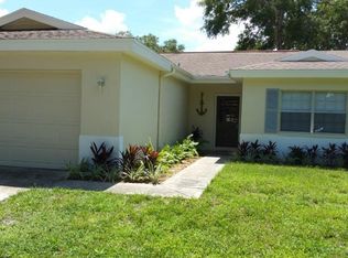 6911 124th Ave, Largo, FL 33773