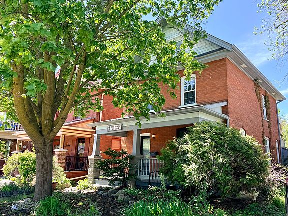 2nd image of 179 Lock St