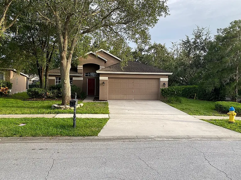9852 Bayboro Bridge Dr — Photo 1