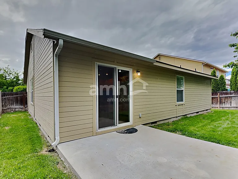4418 N Alester Ave — Photo 17
