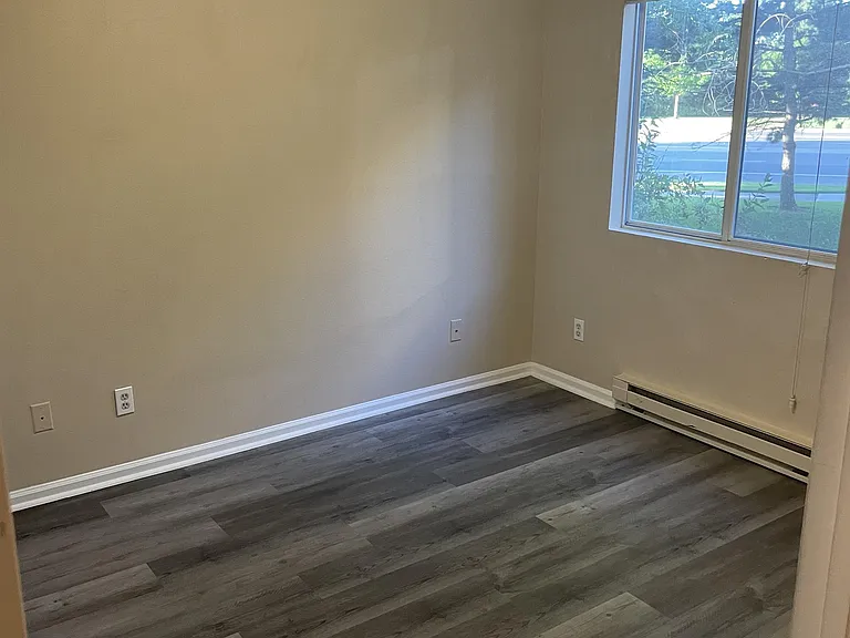 4531 Boardwalk Dr #Y — Photo 8