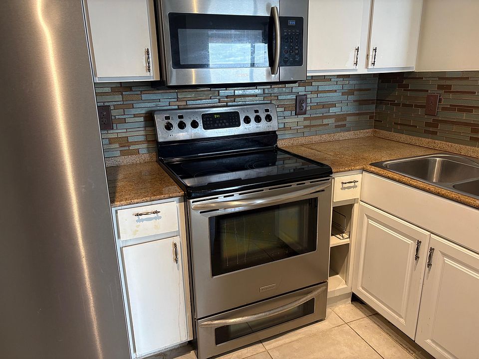 1st image of 1000 Scotia Dr APT 504