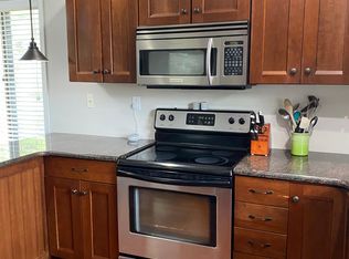 411 W Conestoga Rd APT 14, Devon, PA 19333