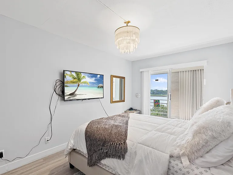 4064 Cornwall Dr #D — Photo 18