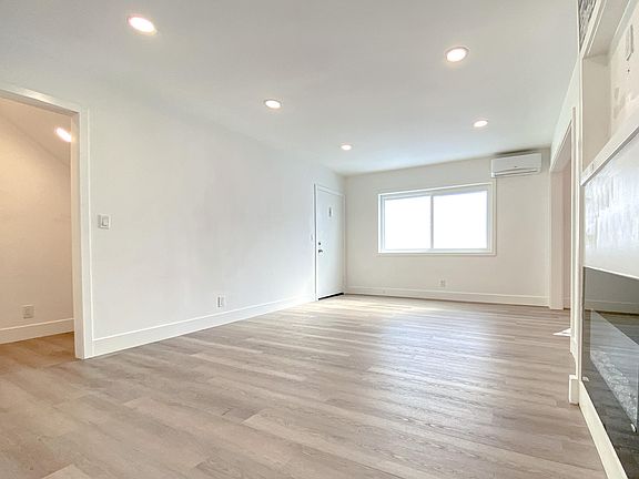 2nd image of 7661 Fountain Ave #1