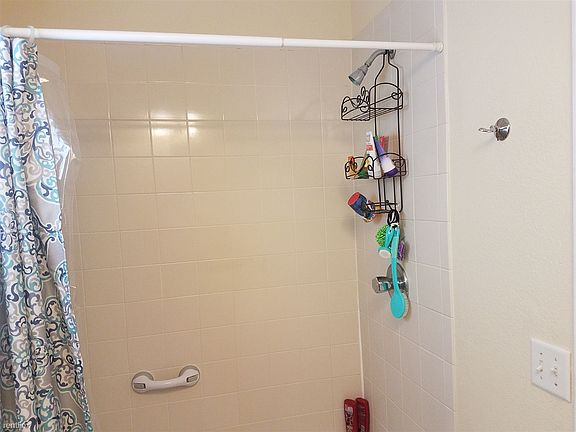 3rd image of 4120 Spoonbill Ave