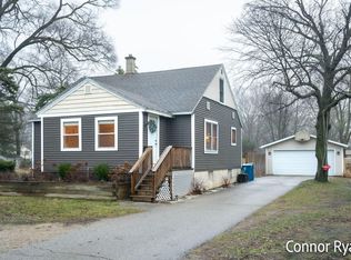 807 136th Ave, Holland, MI 49424