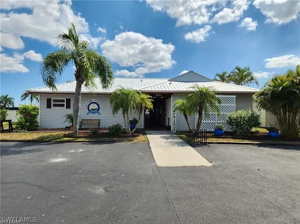 823 Big Branch Ln NW, Moore Haven, FL 33471