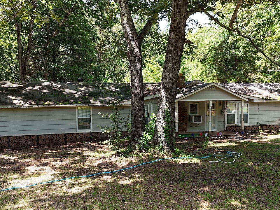 1st image of 205 Van Buren Ln