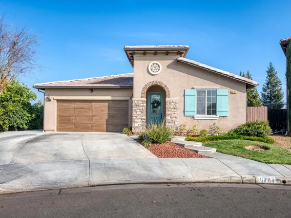 6784 W Kadota Ave, Fresno, CA 93723