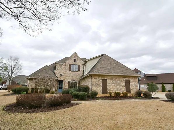 4299 Meadow Dr, Tupelo, MS 38801