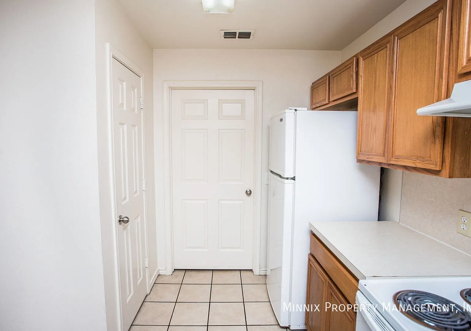 3 Bedroom/ 3 Bath for Rent in Lubbock | 906 Belmont Ave #A | Pet Friendly — Photo 4
