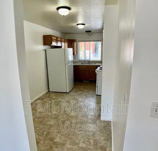 49 S 200th St W #A11 — Photo 4