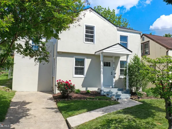 44 N Willow St, Harrisonburg, VA 22802