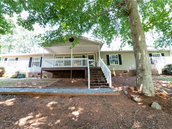 237 Wendi Dr, Linwood, NC 27299