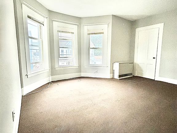 3rd image of 3 Gray Ave #B