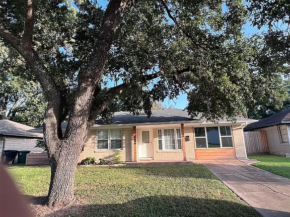 2nd image of 1711 Wilde Rock Way