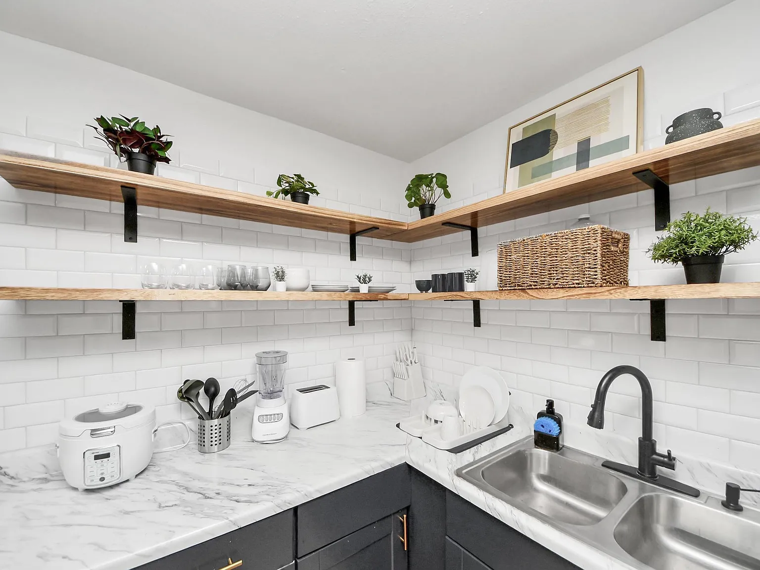 2 bed, 800 sqft, $1,779 — Photo 4