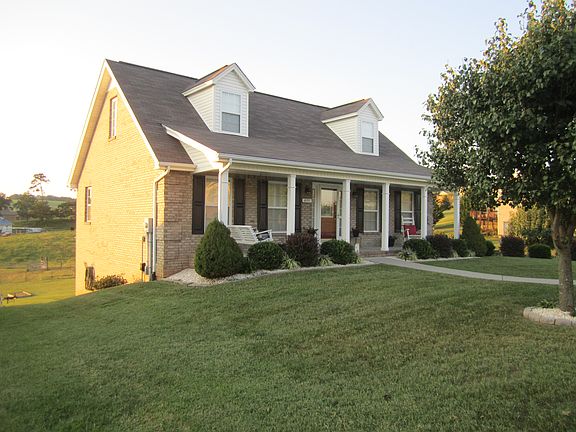 3rd image of 4195 Scarlet Oak Dr