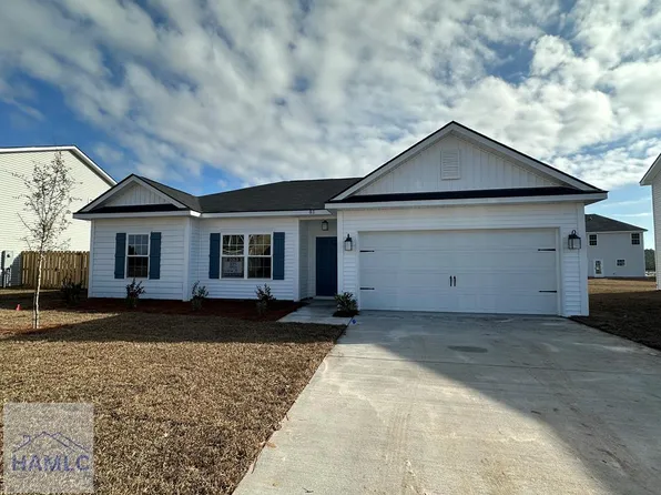 81 Juniper Dr, Hinesville, GA 31313