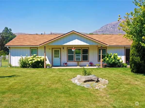 3 Orchard Loop Road N, Tonasket, WA 98855