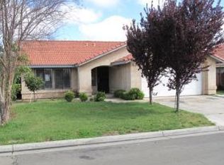 5279 E Hedges Ave, Fresno, CA 93727
