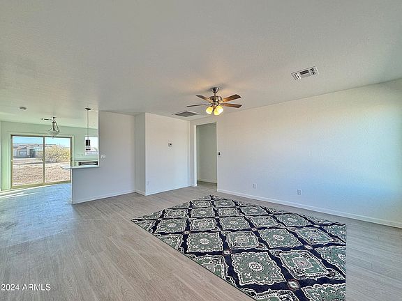 3rd image of 14653 S DIABLO Road