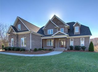 7231 Wyatt Dr, Summerfield, NC 27358
