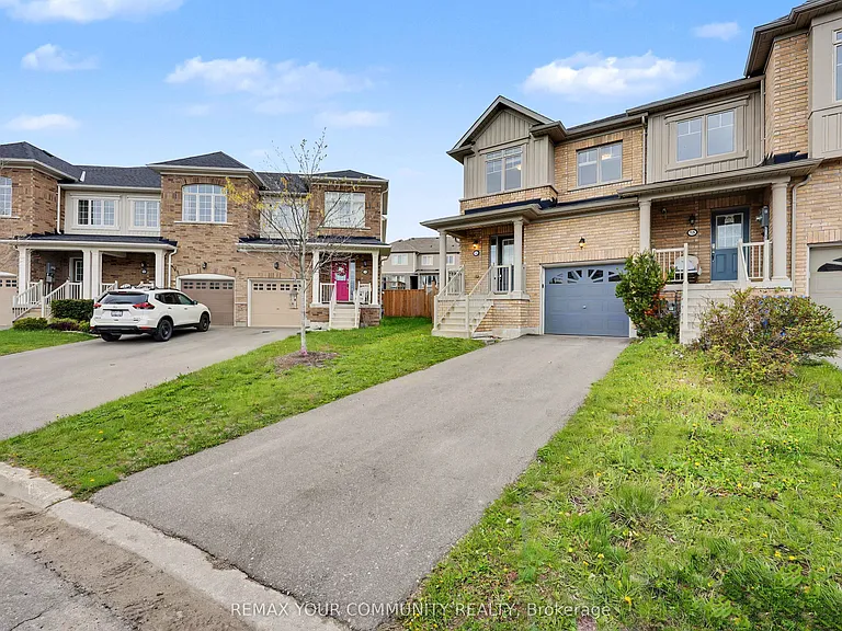 56 Skinner Dr — Photo 3