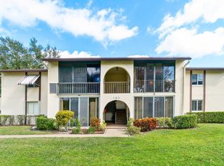 103 Lake Pine Cir APT B-2, Greenacres, FL 33463