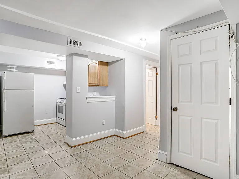 7135 Georgia Ave NW #B — Photo 11