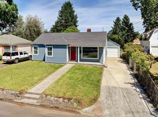 1637 Hawthorne St, Forest Grove, OR 97116
