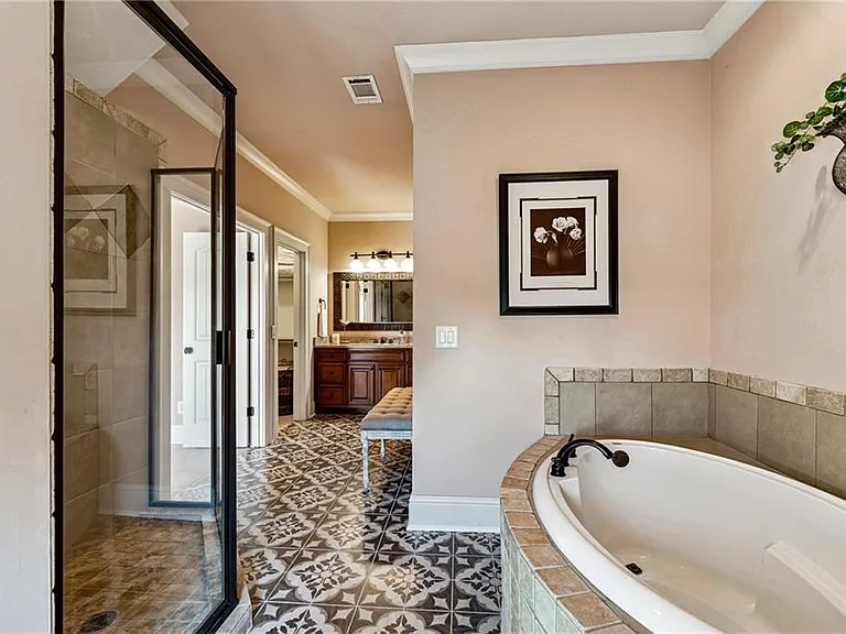 6407 Grand Marina Cir — Photo 75