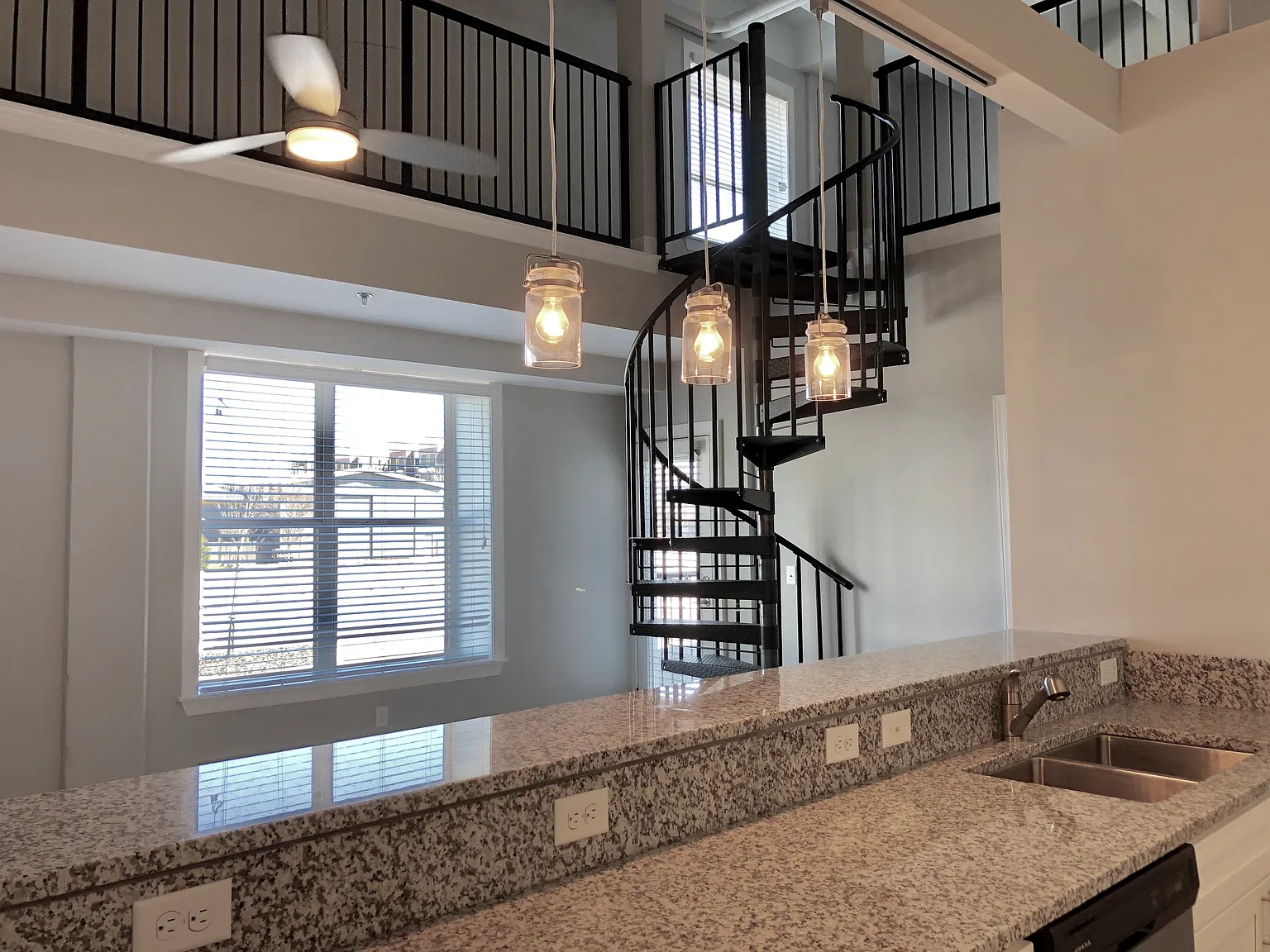 The Henry Lofts — Photo 3
